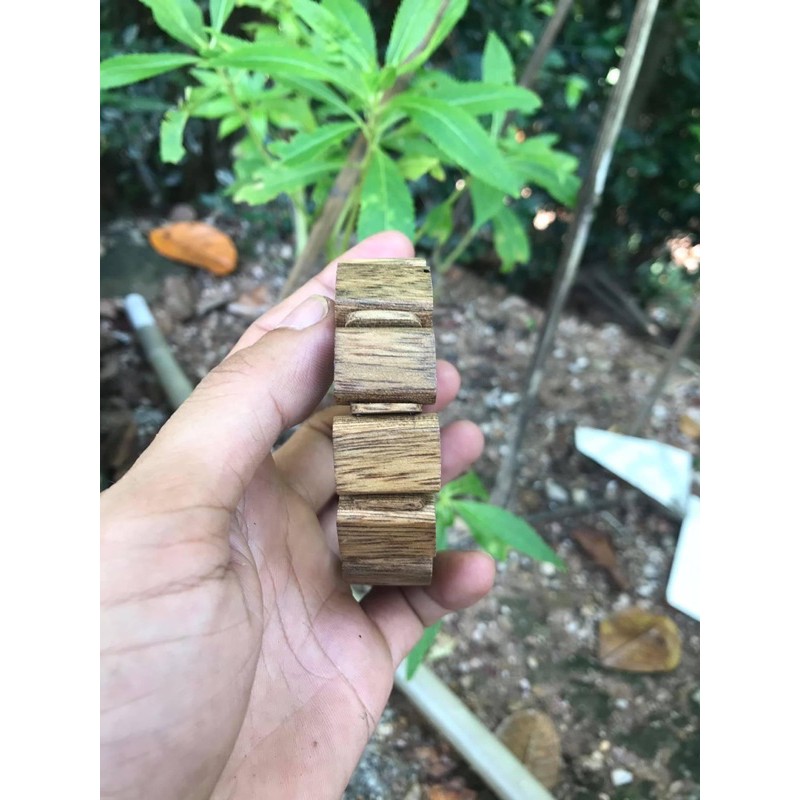 lách tay trầm hương. vòng tốc Việt