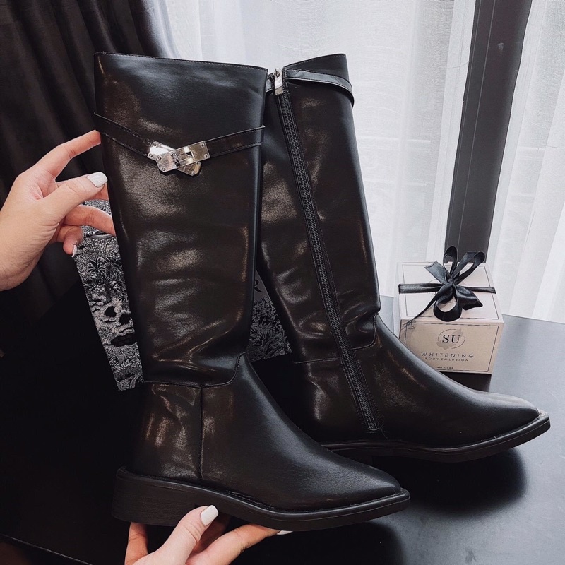 [Mã FATPBAU2 giảm 40K đơn 150K] Boot cổ cao H..M - Quế Chi Boutique