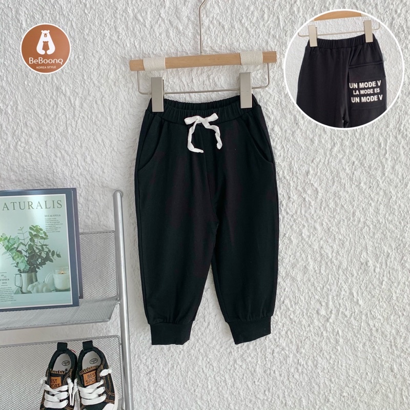 Quần Jogger túi chữ bé trai