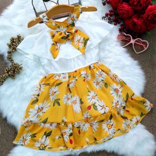Đầm voan cổ yếm hở vai cho bé