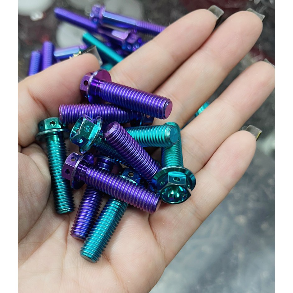 Ốc Đầu Trụ  Gr5 Titan 6Li, 8Li, 10Li Gắn Các Vị Trí Trên Xe