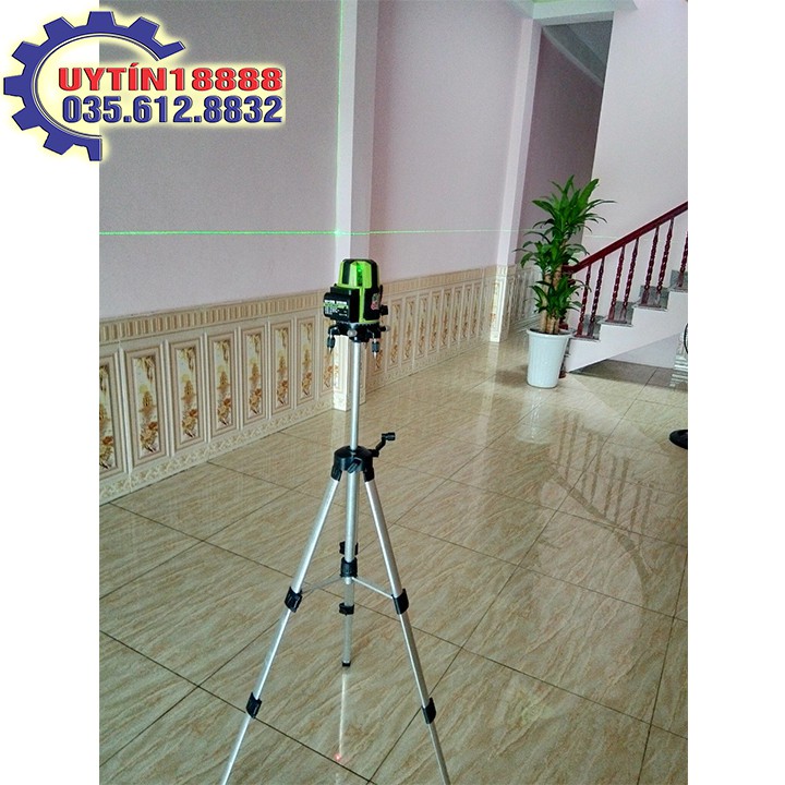 máy cân mực trong xây dựng, máy bắn cốt laser 5 tia xanh núm cảm ứng