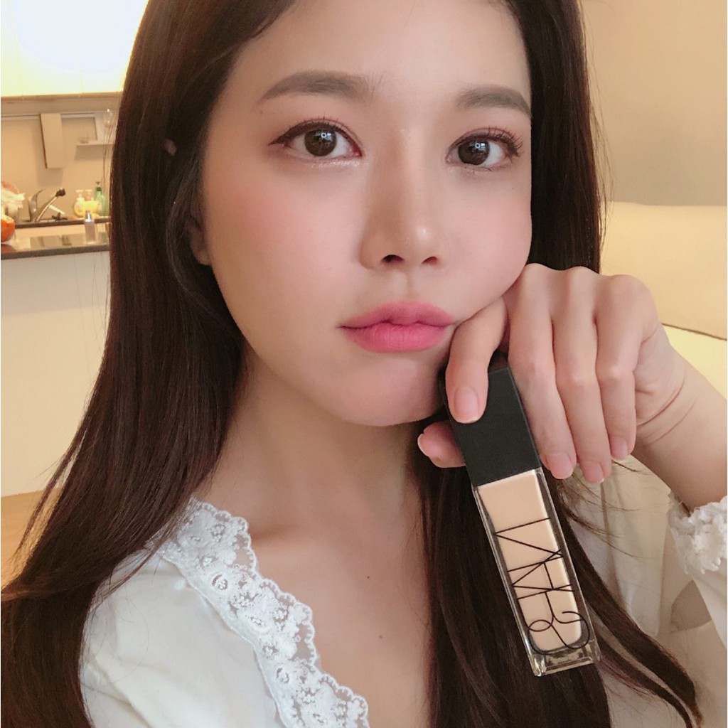 KEM NỀN NARS NATURAL RADIANT LONGWWEAR CHÍNH HÃNG