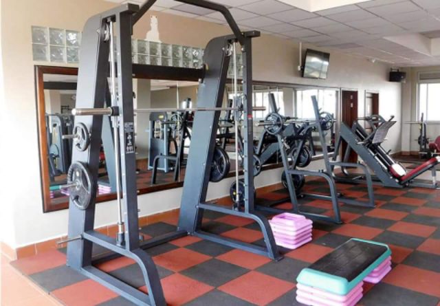 Gạch cao su phòng Gym / sân chơi / hồ bơi / sân vườn / nhà xưởng -- sản xuất trực tiếp giá cực tốt