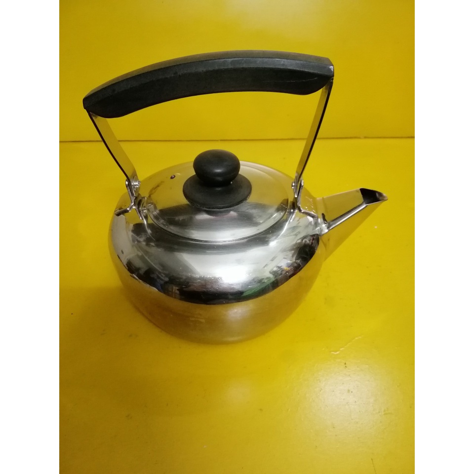 Ấm inox nội địa Nhật (2L) (mã 883KT), Không dùng từ