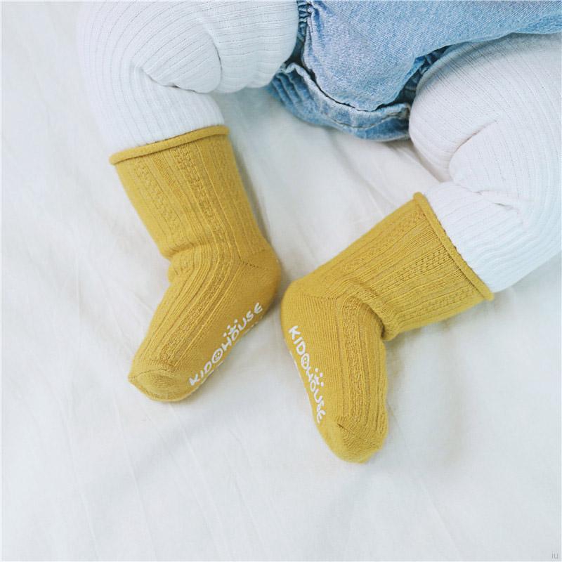 Giày Đế Mềm Chống Trượt Màu Trơn Cho Bé