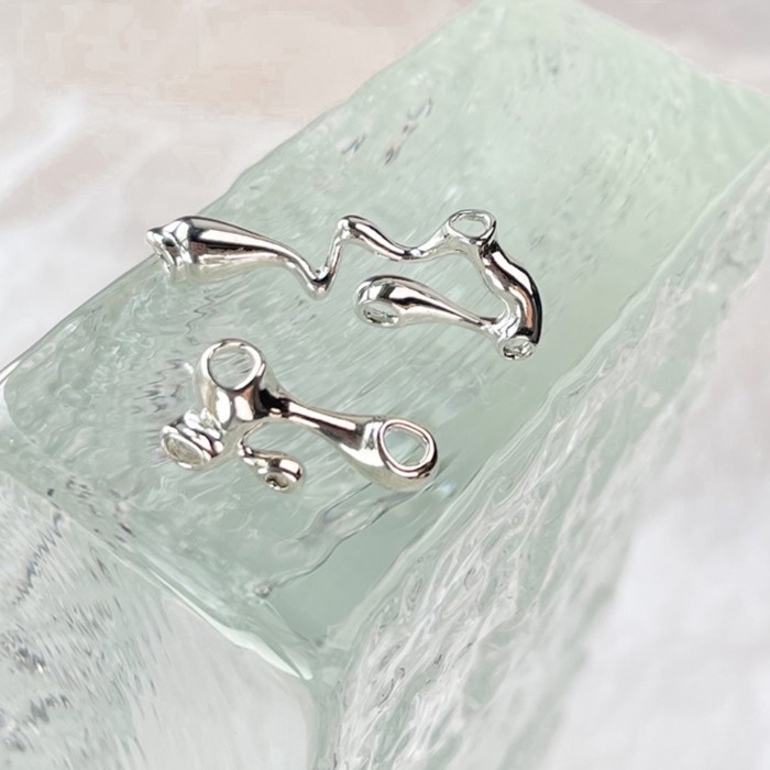 Khuyên Tai Nham Thạch Bất Đối Xứng Thiết Kế Mới Cá Tính Hợp Thời Trang