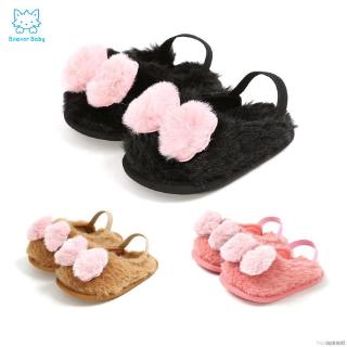Đôi giày sandal phối vải lông dành cho bé gái sơ sinh