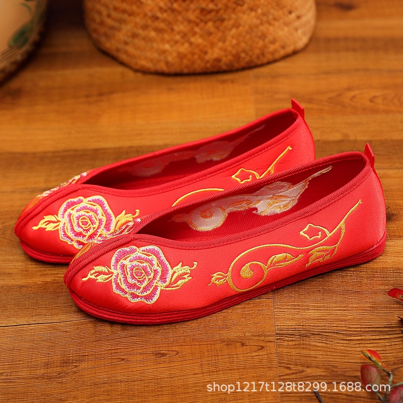 Giày Cưới Đế Bằng Thêu Họa Tiết Kiểu Trung Hoa Thời Trang 2020 Cho Cô Dâu