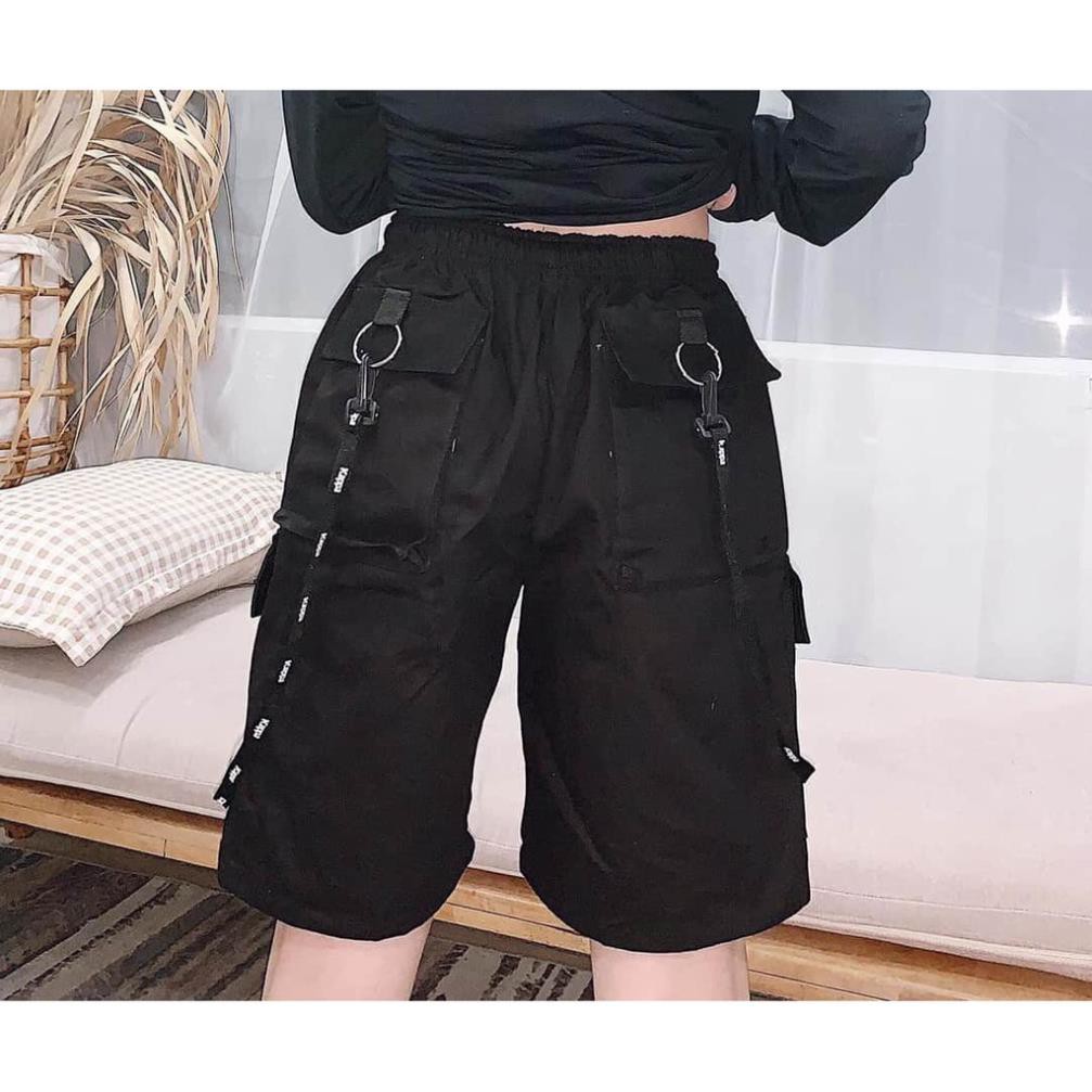 Quần kaki hộp lửng có dây luồng khóa cá tính, năng động