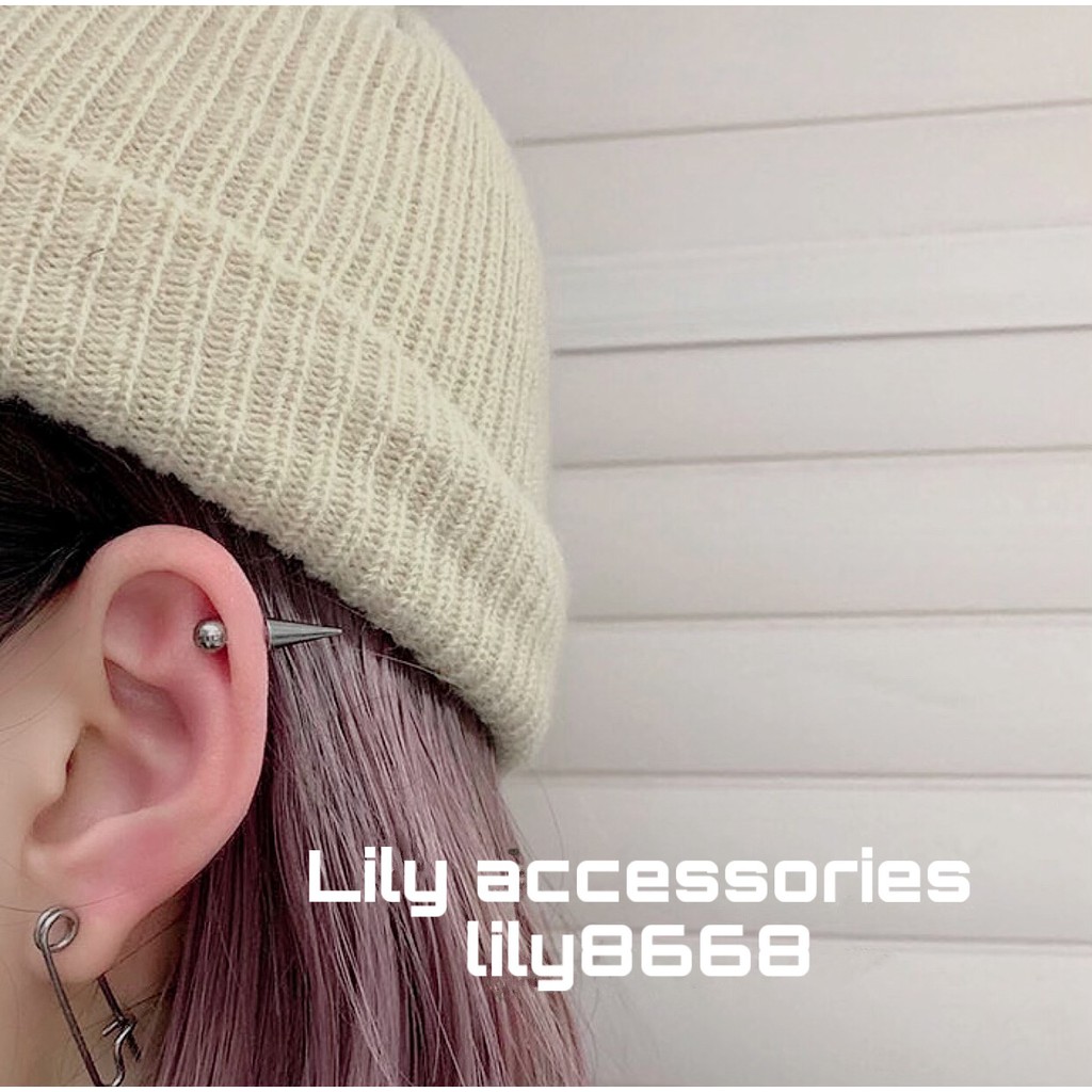Sharp Point Earring khuyên tai titan mũi nhọn không gỉ không đen không dị ứng nam nữ Uniex