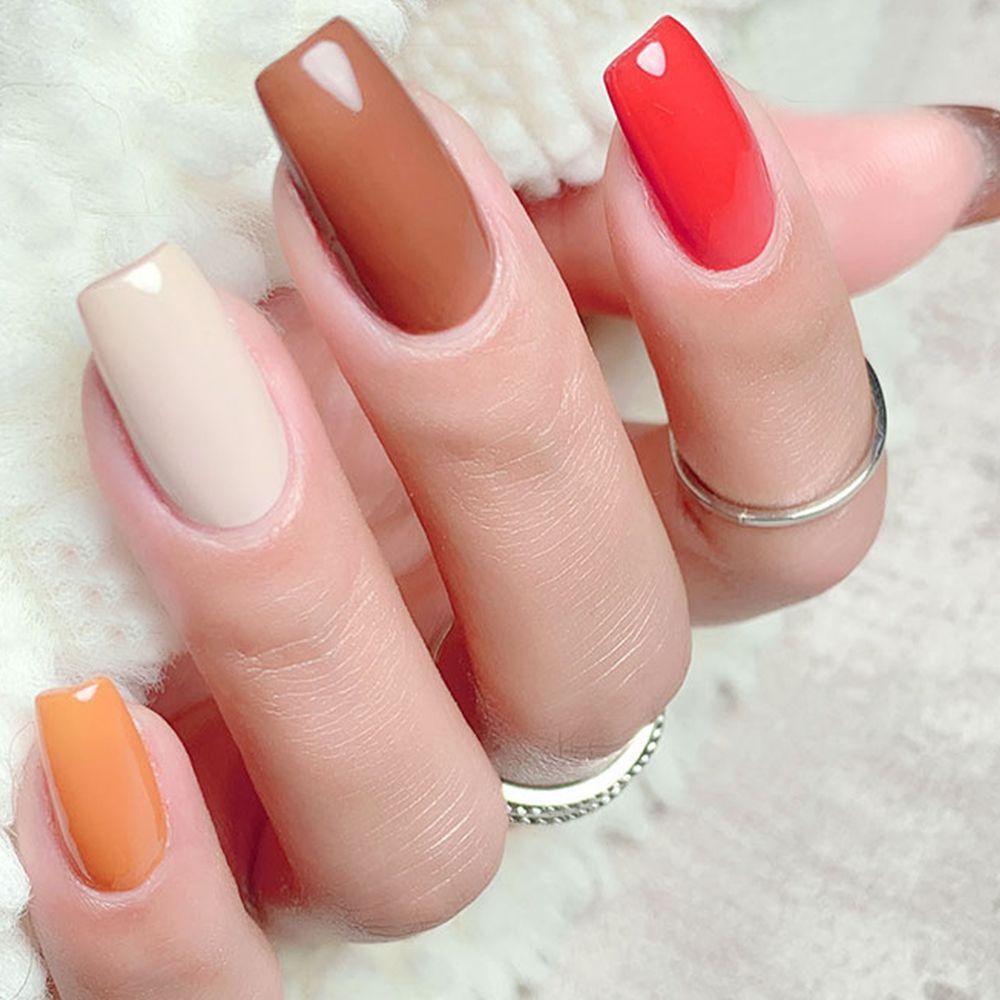 Sơn Móng Tay Gel UV Với 12 Màu Lựa Chọn Độc Đáo