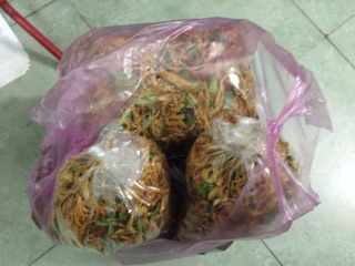 [HOT] Khô gà lá chanh, khô bò nhà Thỏ Mập