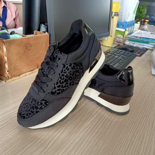 Giầy xuất size 40