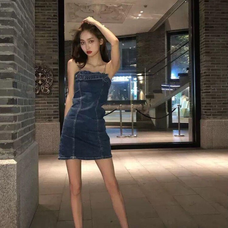 Đầm Denim Hở Vai Phong Cách Retro Pháp Thời Trang Xuân Thu 2021 Mới