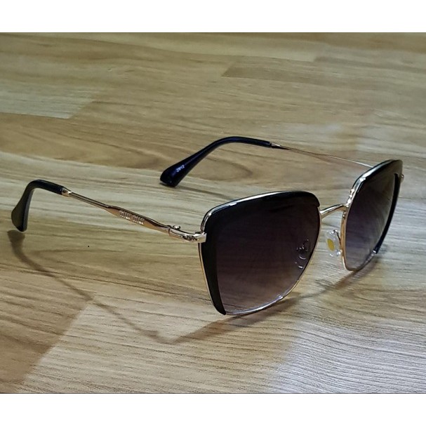 Kính Mát Thời Trang Form Vuông Viền Góc Hình BOOMERANG