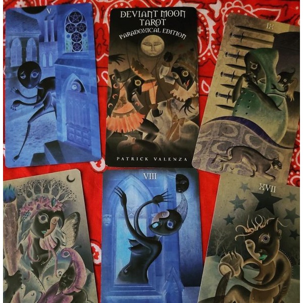 Bộ bài Deviant Moon Tarot Paradoxical Edition