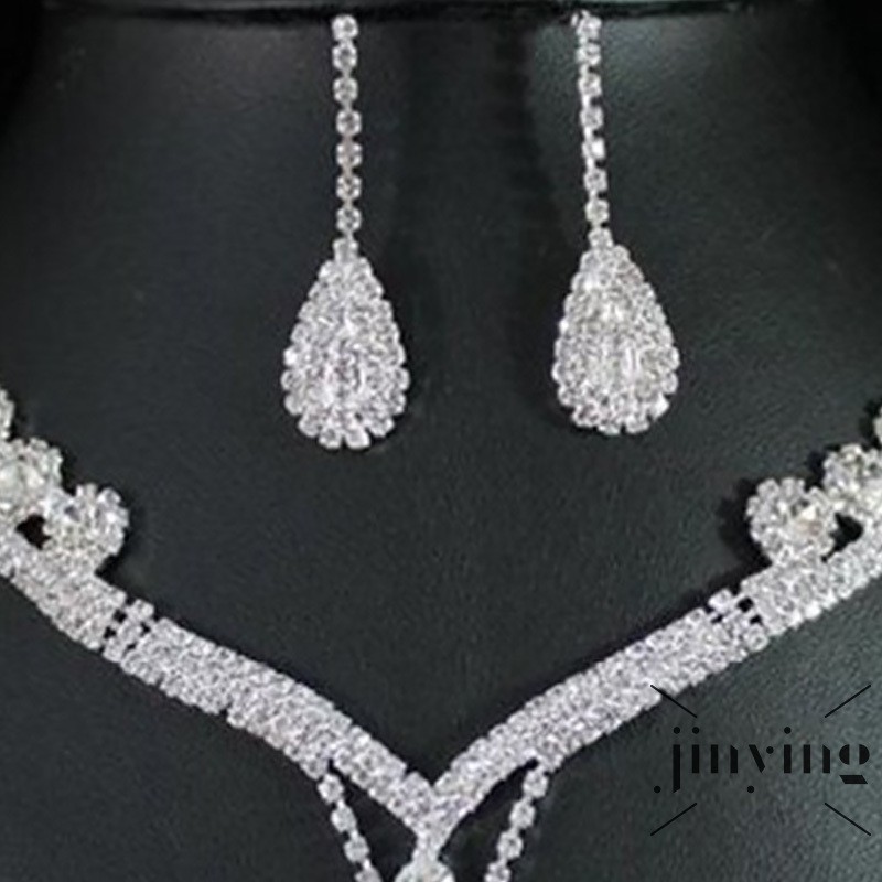 Set vòng cổ và bông tai GETNOIVAS đính đá thời trang cho nữ