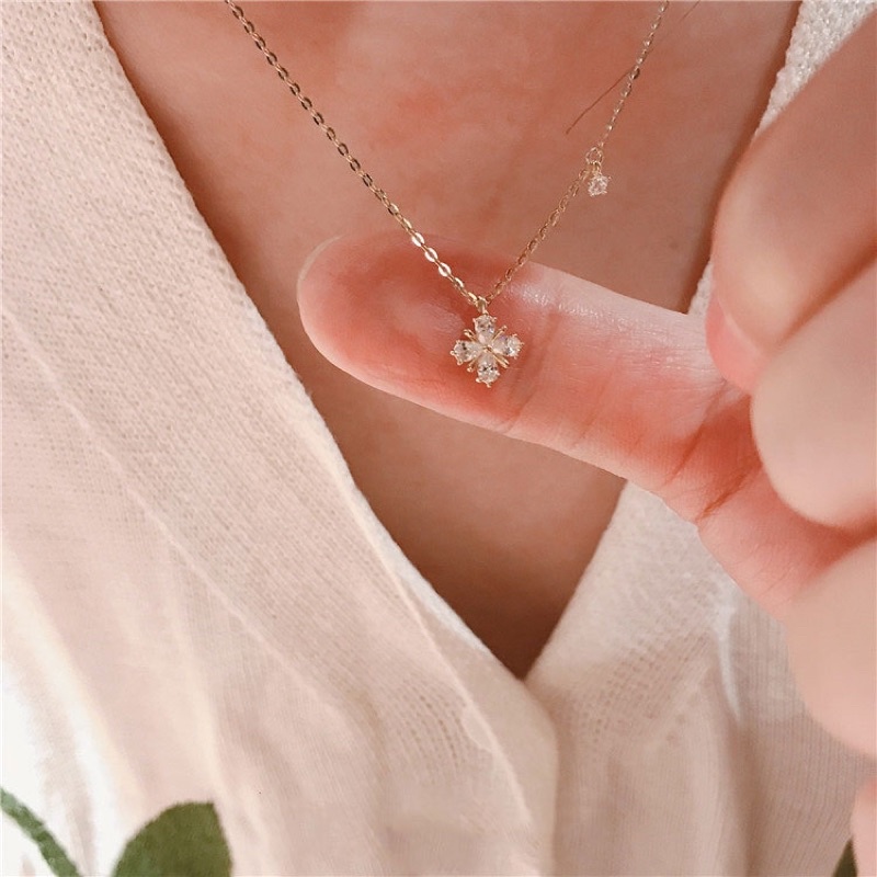 Vòng cổ bạc 925 SUMMERY hoa tuyết đính đá dây chuyền S925 mạ vàng