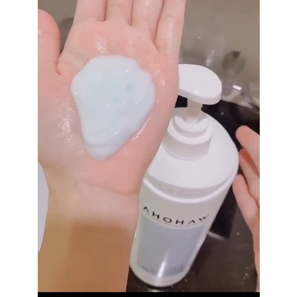 Sữa Tẩy Trang AHOHAW 3 in 1 HYBRID WATER MILKY CLEANSER 300ml