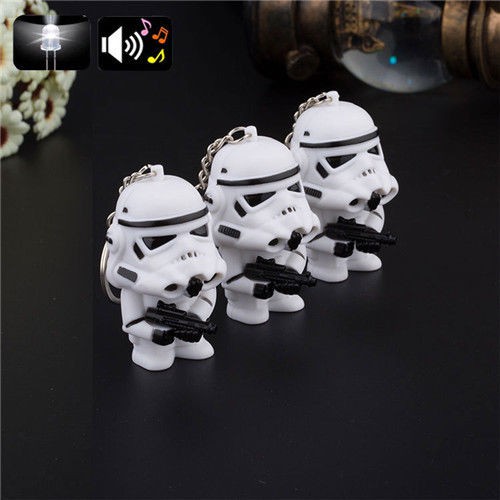 Móc khóa robot Star War BB-8 có đèn LED mới lạ