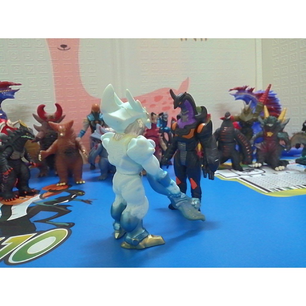 Mô hình Quái vật Gigadelos 13cm Kaiju Ultraman Series Siêu nhân điện quang [Đồ Chơi 24/7]