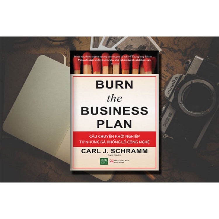 Sách - Câu Chuyện Khởi Nghiệp Từ Những Gã Khổng Lồ Công Nghệ