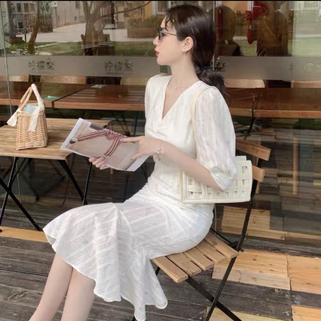Váy trắng đuôi cá dáng ngắn và dáng dài trắng thanh lịch chất mềm mát đi chơi đi làm đều đẹp