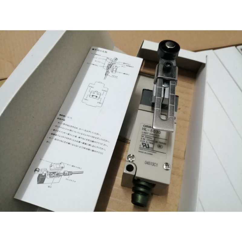 Công tắc hành trình HL-5030 omron HL 5030 5A 250vac