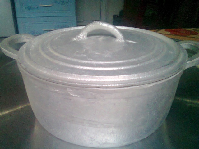 Nồi gang bán theo kg