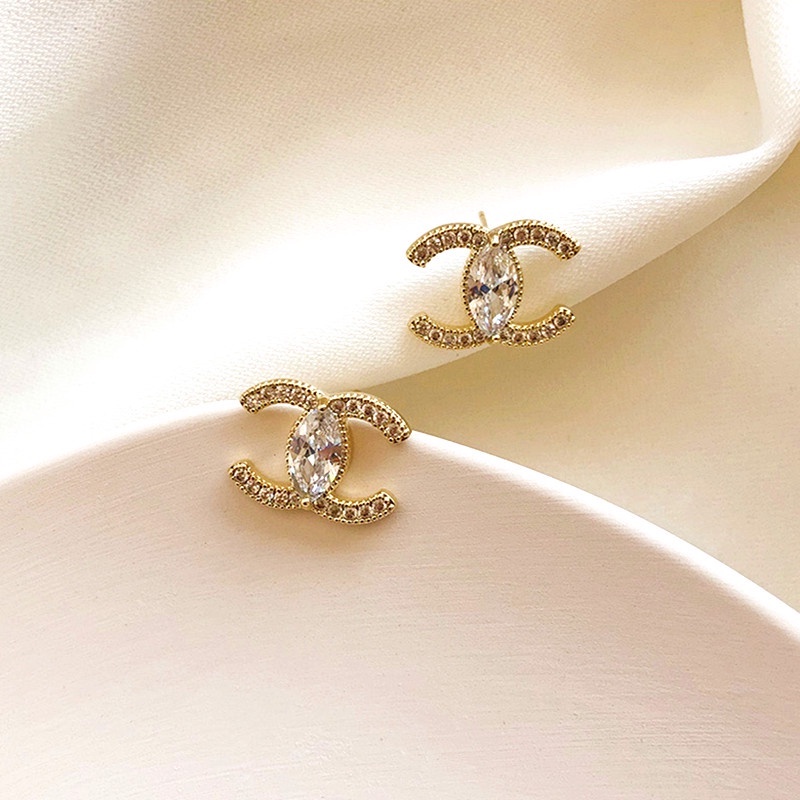 Khuyên tai nữ đính đá pha lê cao cấp Bông tai Titan không gỉ mẫu mới 2022 thiết kế đơn giản thời trang thanh lịch