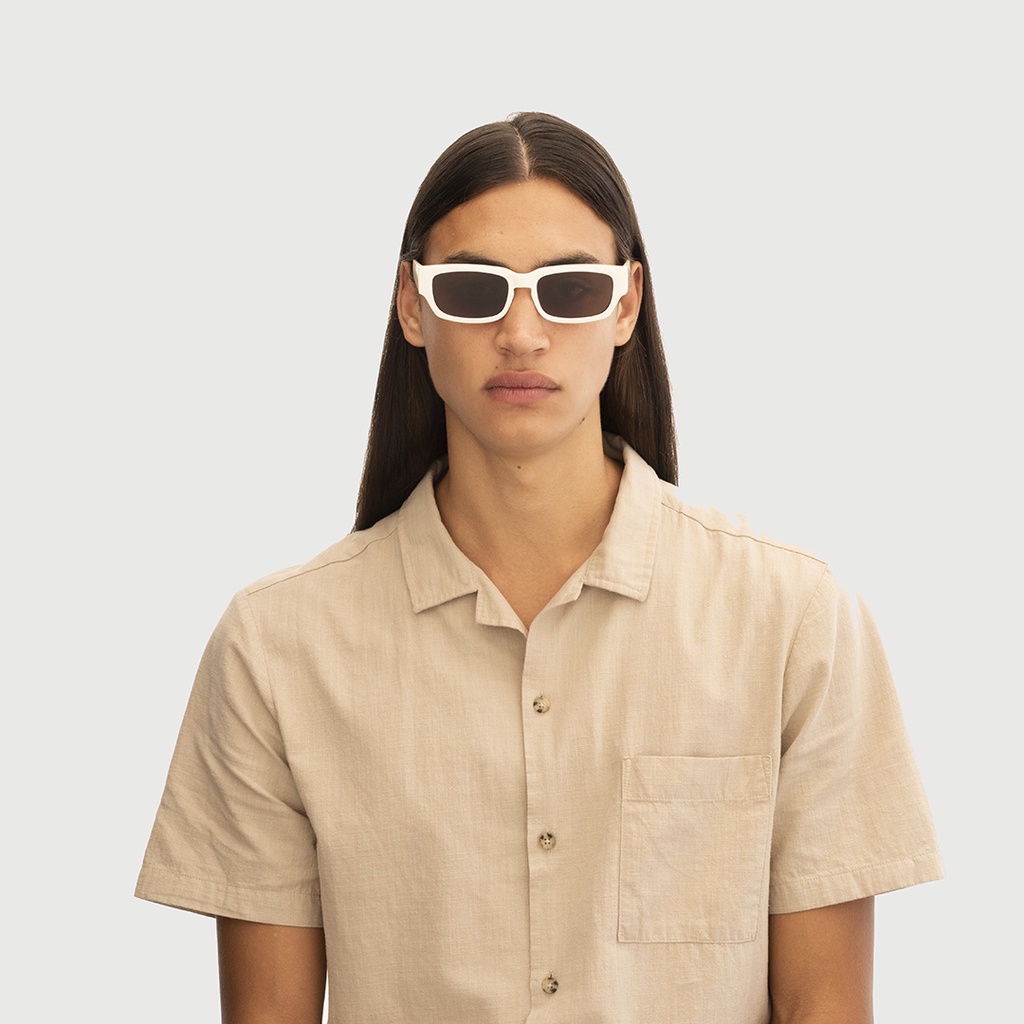 Kính mát Sunnies Studios Gọng Vuông Jarvis in Cream