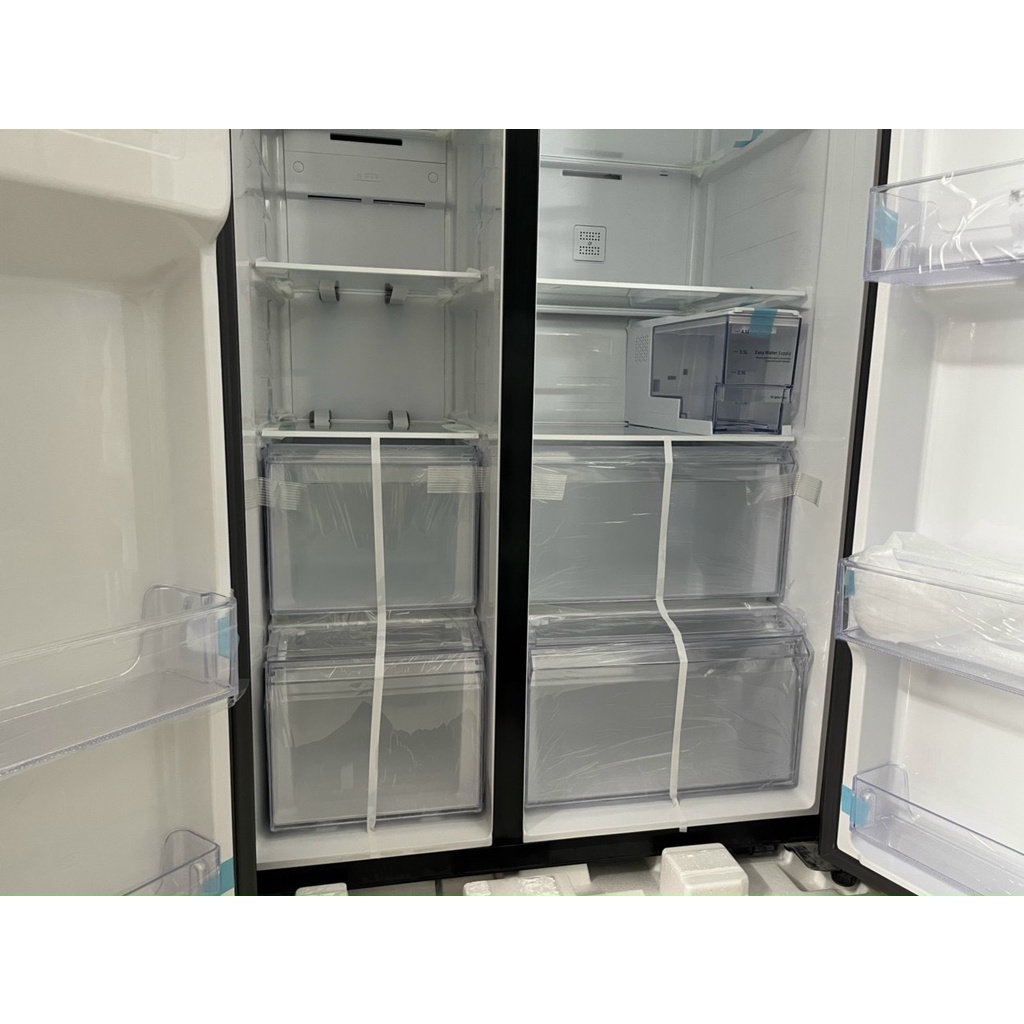 Tủ lạnh Family Hub Samsung Inverter 616 lít RS64T5F01B4/SV - Showroom Tivi TPHCM