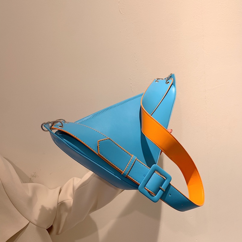 Túi Đeo Chéo Hình Tam Giác Thời Trang Cá Tính Cho Nữ