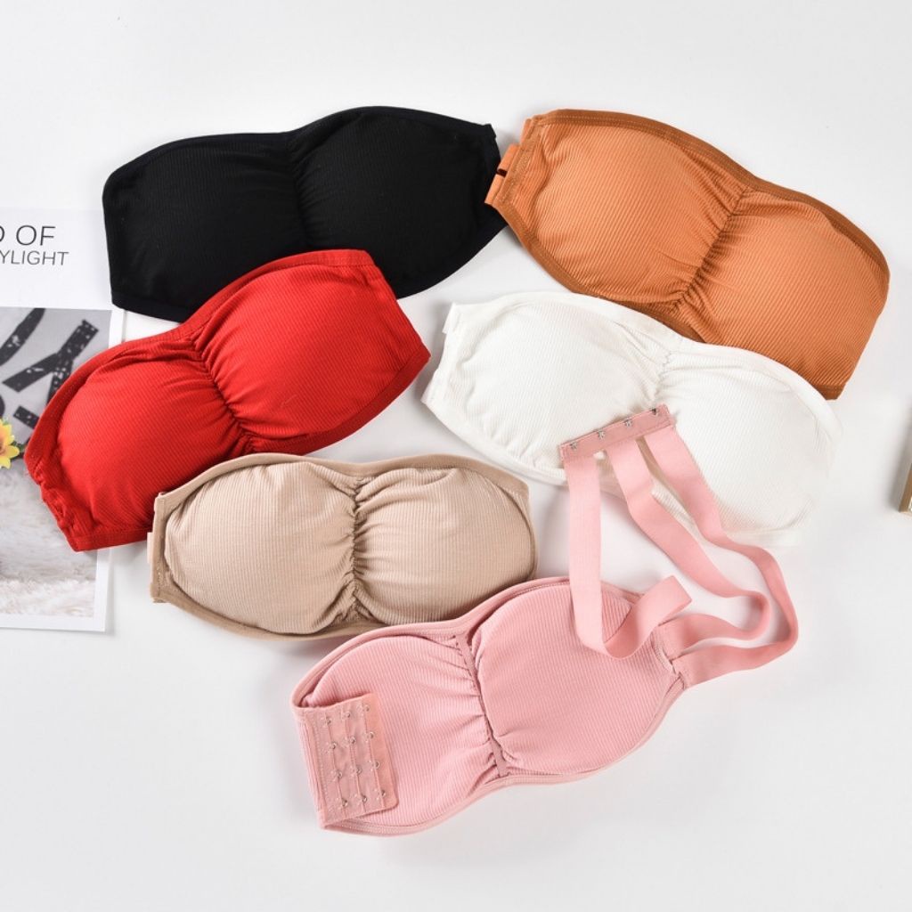 Áo bra không dây cúp ngực quyến rủ và gợi cảm B819