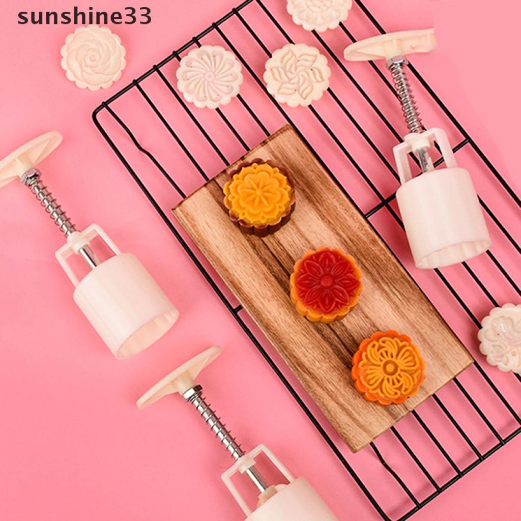 Khuôn Làm Bánh Trung Thu 50g Hình Bông Hoa