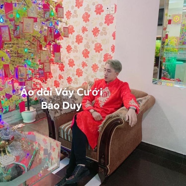 Áo dài nam gấm