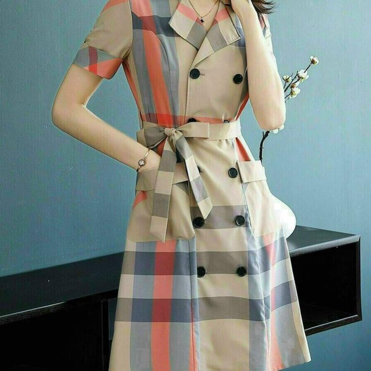 Váy Suông Nữ, Đầm Burberry Nữ Cổ Vest 2 Hàng Nút Phối Túi Cực Chất Xô Lụa Cao Cấp Hàng Quảng Châu Loại 1.