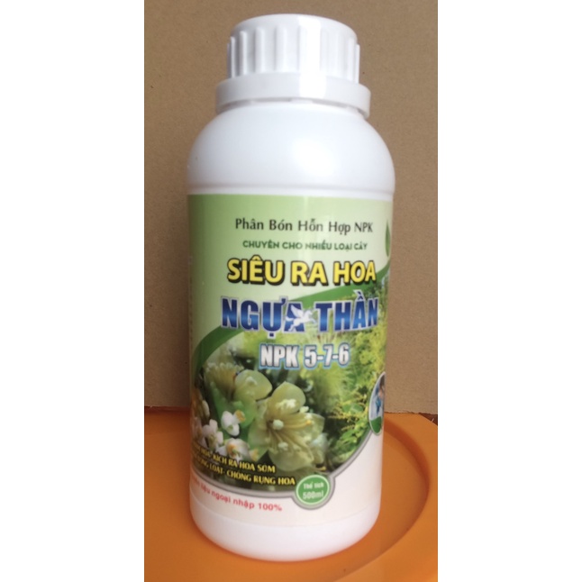 Phân bón Siêu ra hoa  chai 0.5L, kích ra hoa sớm, tạo mầm hoa