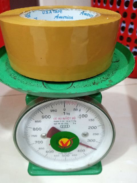 Băng keo vàng 200 yard dùng đóng hàng