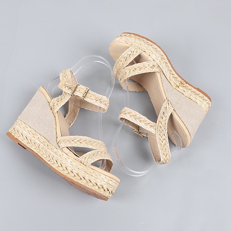 Sandal cói đế xuồng . hàng xuất Eu