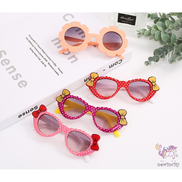 Kính Mát Hoạt Hình Xinh Xắn Cho Bé