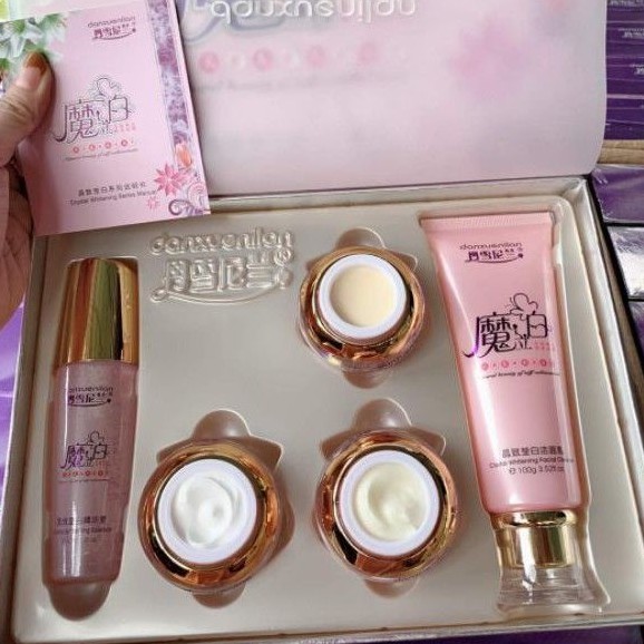 Hoàng cung hồng 5 món tặng 3 hũ nhỏ