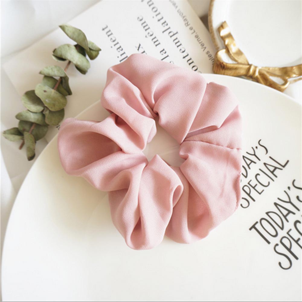 Giảm 70%  Buộc tóc đuôi ngựa Scrunchie, Giá gốc 20,000 đ - 13C68