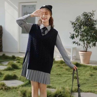 Áo gile len thừng xẻ bên style Hàn