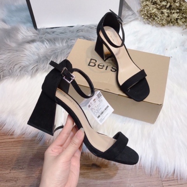 Sandan bsk aut size 36 use