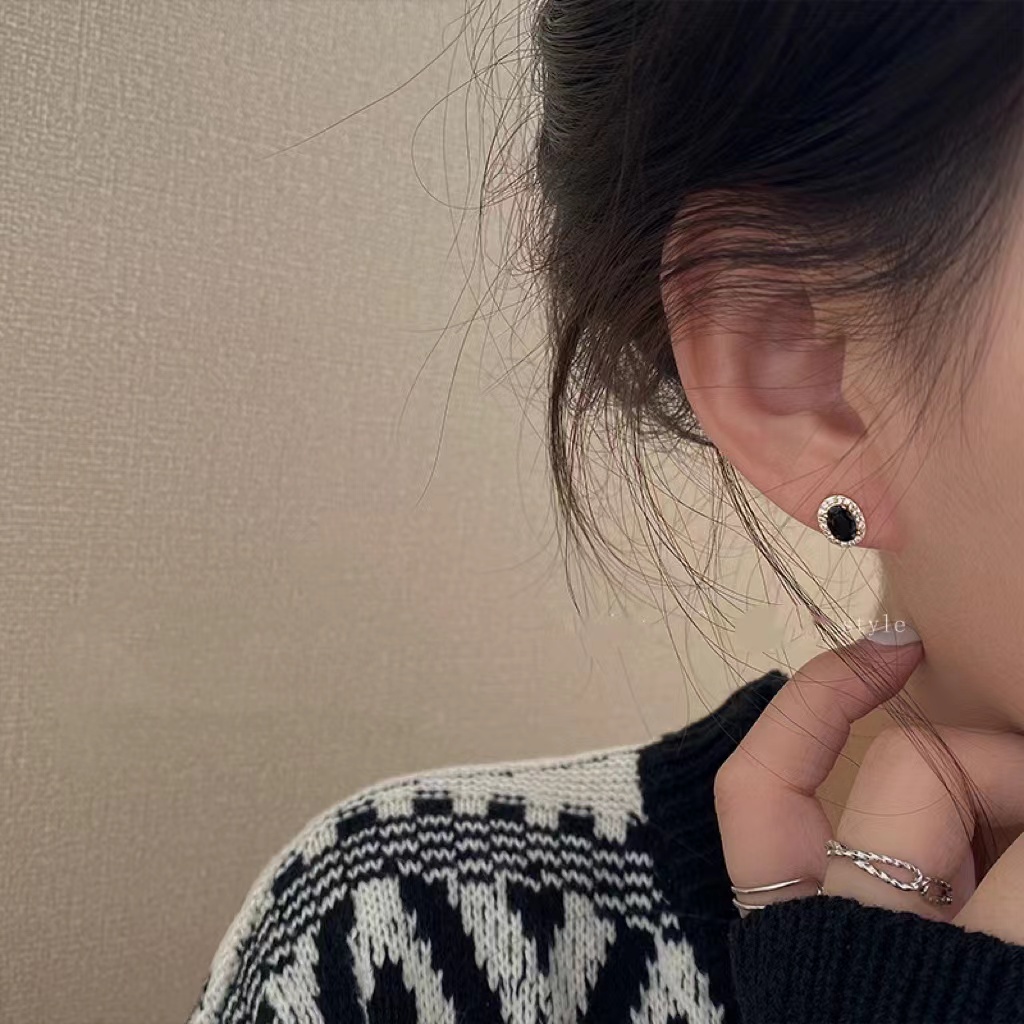 Bông Tai Đính Đá Zircon Phong Cách Hàn Quốc Tinh Tế Thời Trang Cao Cấp Sang Trọng Cho Nữ