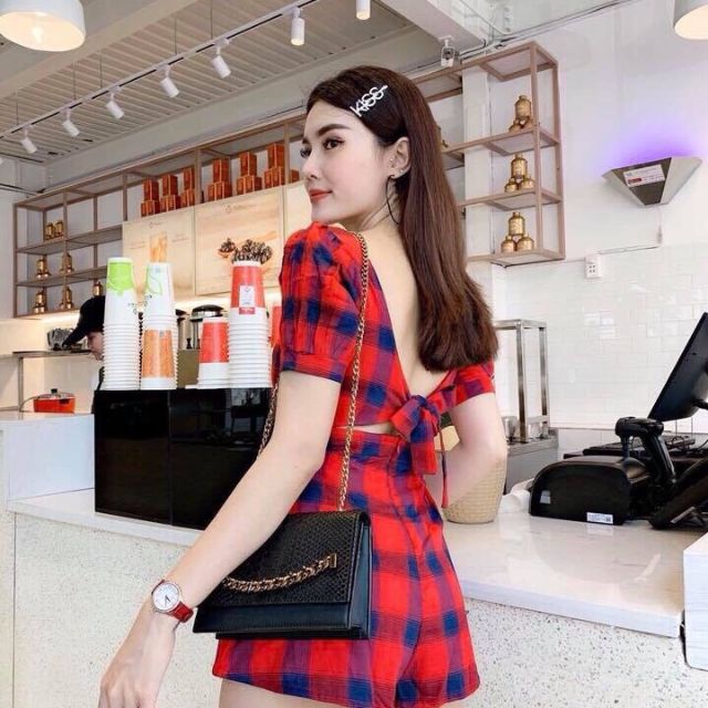 jum cột eo