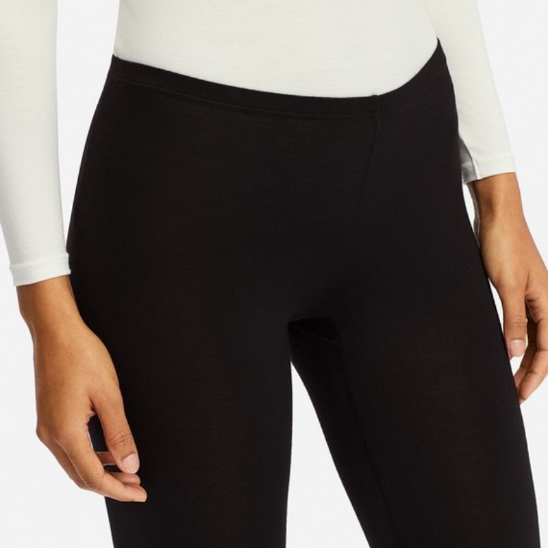Quần giữ nhiệt Uniqlo store Japan