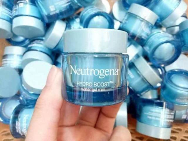 Kem dưỡng ẩm Neutrogena Hydro Boost Aqua Gel